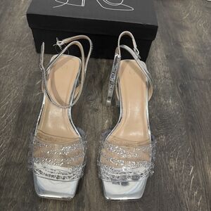 NWT women's chunky heel rhinestone clear shoes